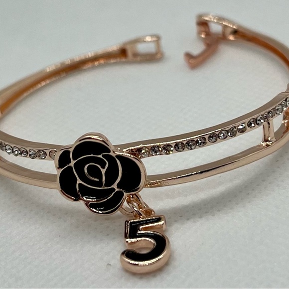 NEW! Fashion Rose Gold Tone Camila #5 Bracelet with Tiny Rhinestones - Stunning! - Picture 7 of 11